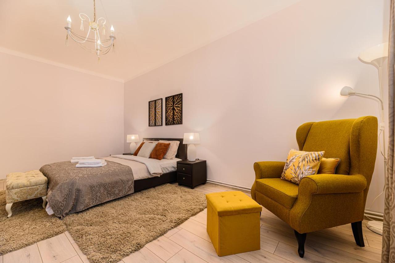 Chic&View Brasov Apartment Zewnętrze zdjęcie