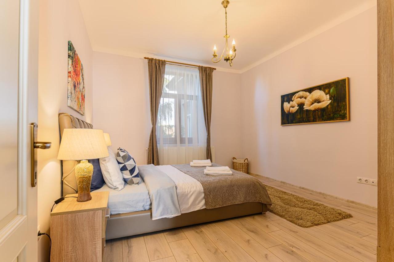 Chic&View Brasov Apartment Zewnętrze zdjęcie